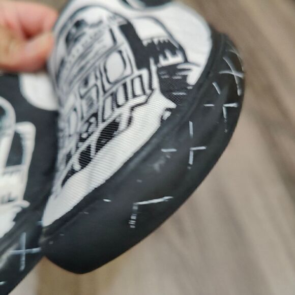 Inkkas Limited Edition R2D2 Star Wars Graphic Slip On Shoes - Picture 4 of 15